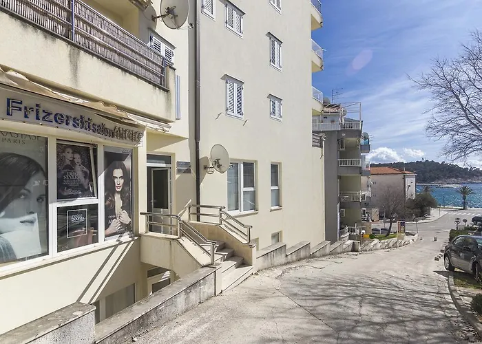 Jelas Apartamento Makarska